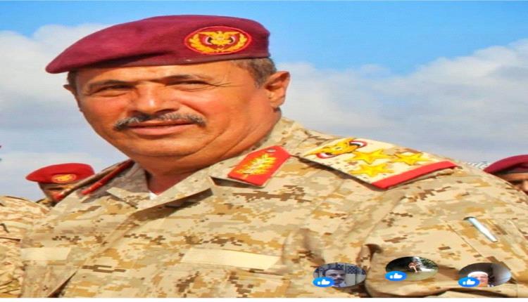 قائد محور ابين يعزي العميد سامي السعيدي بوفاة والدته