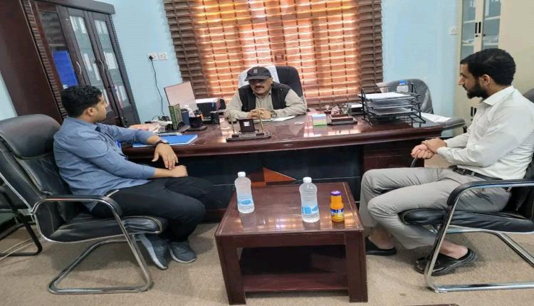وكيل محافظة شبوة يتفقد المركز الوطني لمختبرات الصحة العامة ويشدد على تطوير الخدمات الصحية