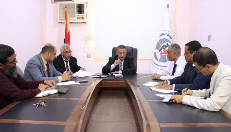 وزير التعليم العالي يترأس اجتماعاً لقيادة قطاع الشؤون التعليمية لمناقشة سبل تجويد الأداء الأكاديمي
