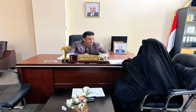 الوكيل الجيلاني يلتقي مديرة مركز المكلا للتوحد ويؤكد دعم السلطة المحلية لجهود رعاية أطفال التوحد