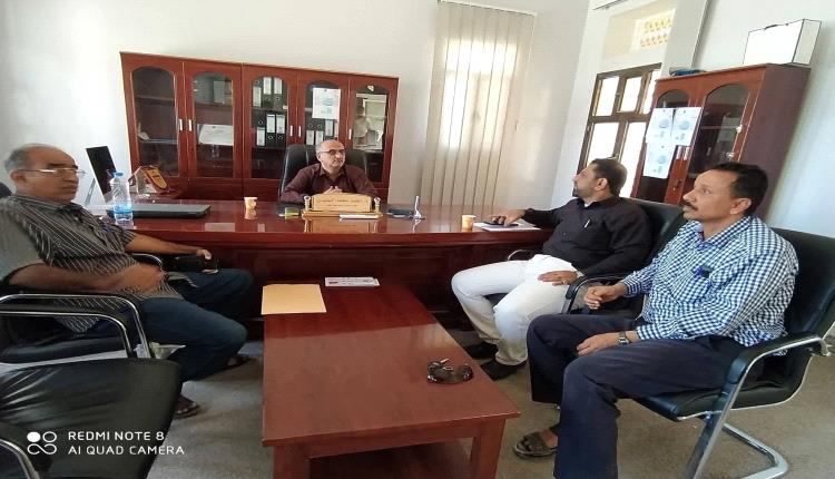 رئيس جامعة شبوة يوجه بتطوير مخرجات كلية الطب والعلوم الصحية وفق معايير الاعتماد الأكاديمي