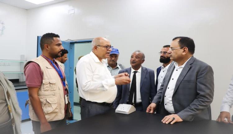 الوزير السقطري يؤكد تمكن الوزارة من إعادة تأهيل البنية التحتية للمرافق الزراعية