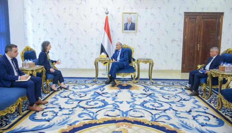 عضو مجلس القيادة الرئاسي محمود الصبيحي يستقبل في عدن السفيرة الفرنسية