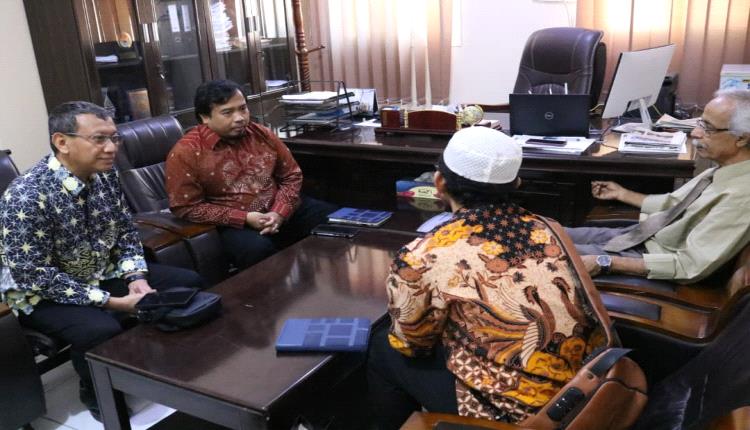 لقاء بالمكلا يناقش تطوير التعاون اليمني الإندونيسي وخدمة الجالية في حضرموت