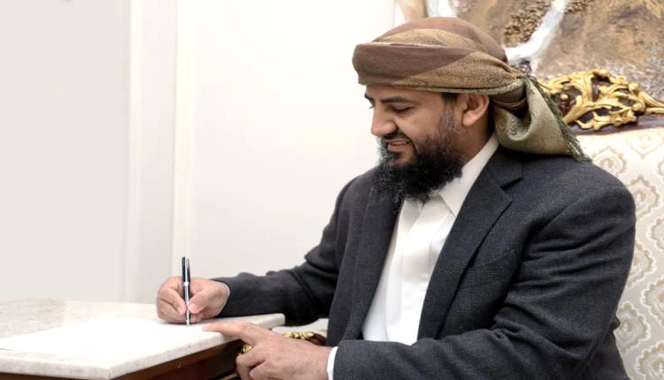 المحرمي يوجِّه بصرف مكرمة لأسر شهداء القوات الجنوبية في أحداث حضرموت