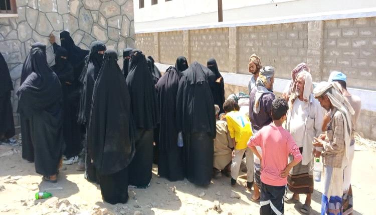 وقفة احتجاجية في شقرة تندد بتجاوزات “كير” في إسقاط مستحقين من قوائم الدعم