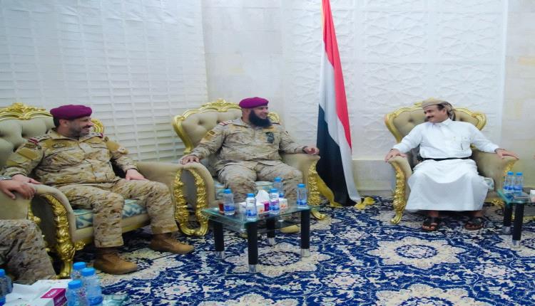 بجهود المحافظ بن الوزير وبدعم التحالف العربي.. تعزيزات عسكرية ترفد ألوية دفاع شبوة