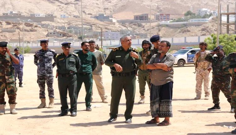 المدير العام للأمن والشرطة بساحل حضرموت يلتقي الدفعة الجديدة من قوات الأمن