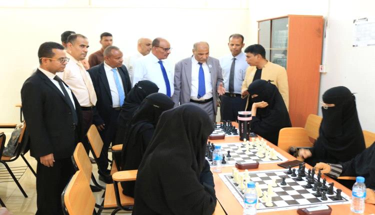 تدشين فعاليات أسبوع الطالب الجامعي الرابع بجامعة سيئون