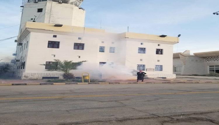 حملة رش ضبابي شاملة في مطار سيئون لتعزيز الصحة والبيئة الآمنة