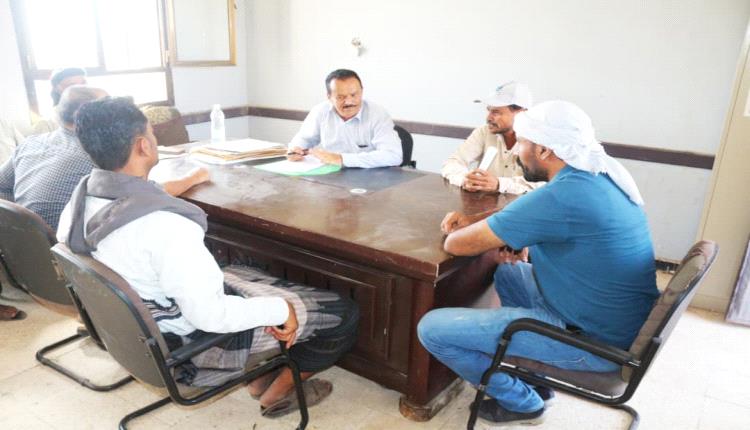 غانم يقر مشاريع خدمية بكرش ويبحث مع “أوكسفام” والمساحة الجيولوجية خطط التدخل والتنمية