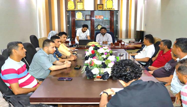 بتوجيهات معالي وزير النقل.. نائب رئيس هيئة النقل البري يبحث مع شركات النقل الدولي استعدادات موسم الحج 1447هـ