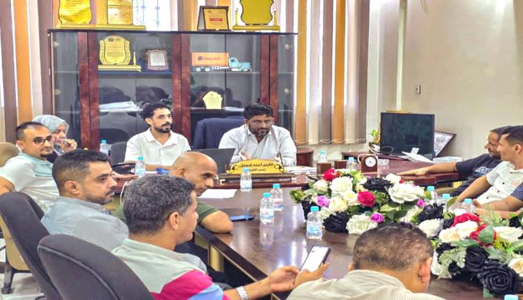 نائب رئيس هيئة النقل البري يبحث مع شركات النقل الدولي استعدادات موسم الحج 1447هـ