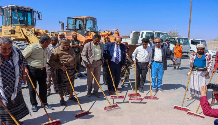 برعاية المحافظ بن الوزير.. تدشين مبادرة “عتق أجمل وأنظف” لتعزيز المظهر الحضاري للمدينة