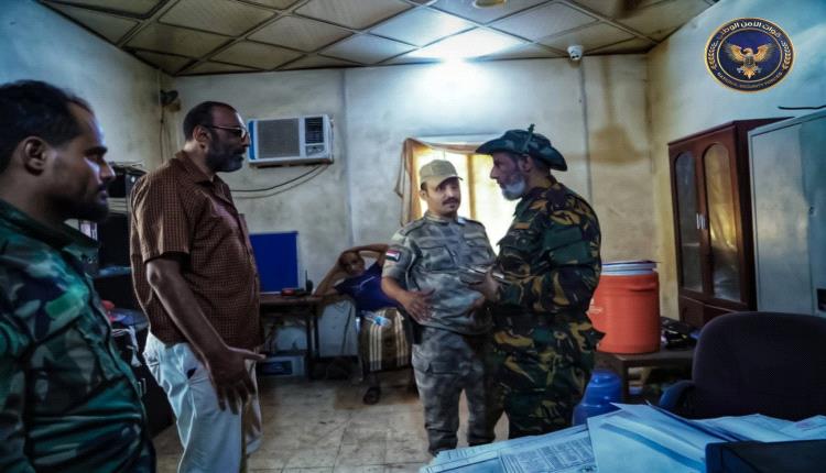 اللواء عبدالسلام الجمالي يتفقد قوات الأمن الوطني بقطاع المنصورة ويشيد بمستوى الأداء والانضباط