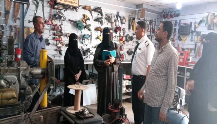 لجنة متخصصة من مكتب التعليم الفني عدن تطلع على معايير الجودة والتدريب لمعهد “بازرعة” للطيران المدني