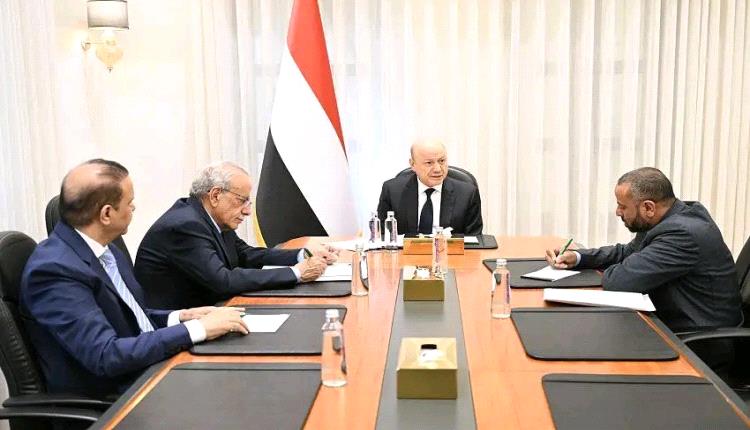 رئيس مجلس القيادة يؤكد على الدور المحوري لمحافظة الضالع في بناء مشروع المستقبل