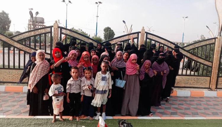 جمعية نهضة المسيمير الاجتماعية التنموية التعليمية تنظم رحلة ترفيهية لأطفال منطقة المسيمير بمحافظة أبين لرسم البسمة على وجوههم