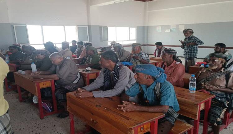 اجتماع أمني قبلي في أحور يعلن التصدي الحاسم لشبكات التهريب