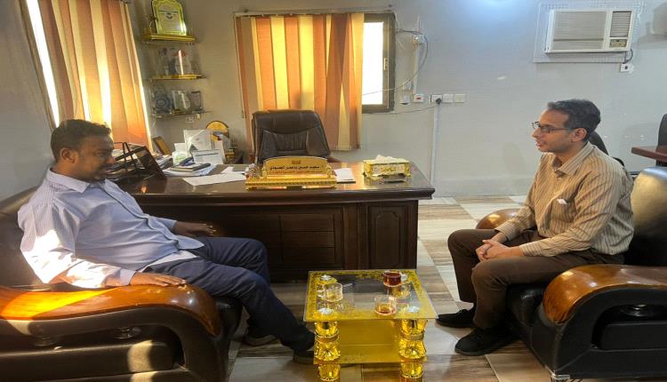 لقاء تنسيقي بين الشؤون الاجتماعية والصناعة والتجارة بساحل حضرموت لتعزيز الشراكة وتنظيم سوق العمل