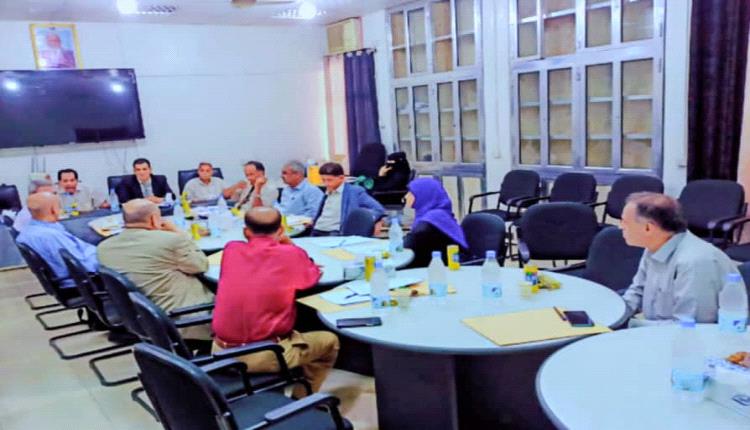 المجلس الأكاديمي بجامعة عدن يناقش عدداً من القضايا الأكاديمية