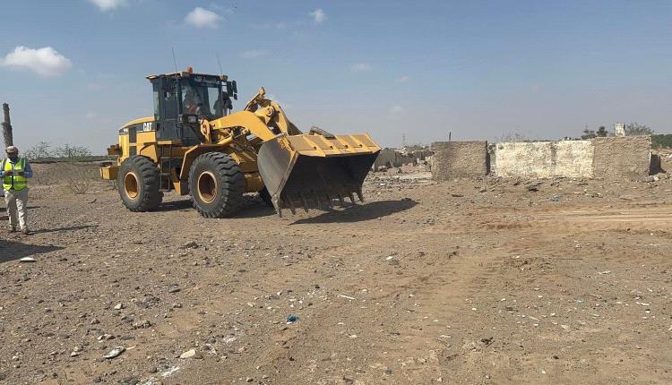 بتوجيه من الوزير السقطري.. تسليم موقع اعادة تأهيل مزرعة وادي خير بلحج للجهة المنفذة