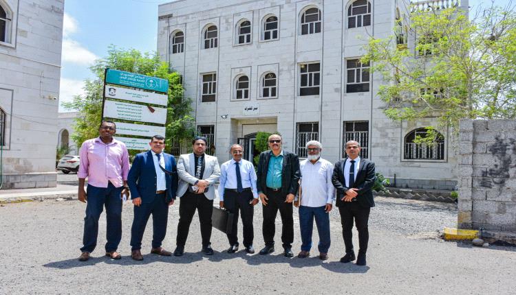 جامعة عدن تبحث تعزيز علاقات التعاون مع مؤسسة حضرموت تنمية بشرية