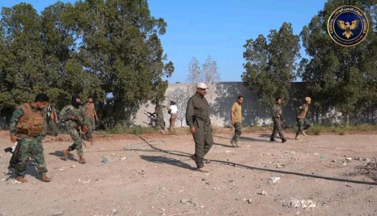 ضبط مخالفين وآليات بناء عشوائي.. العقيد الحوشبي يدشن حملة واسعة لحماية أراضي عدن