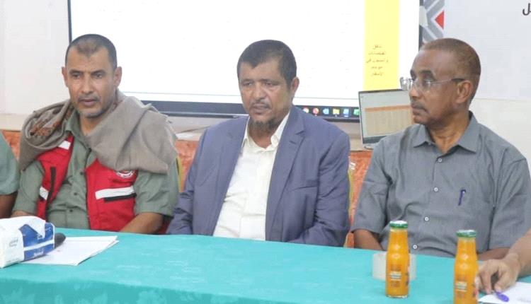 أمين محلي المهرة يدشن  القاء التشاوري لتعزيز المرونة المجتمعية بمديرية الغيضة