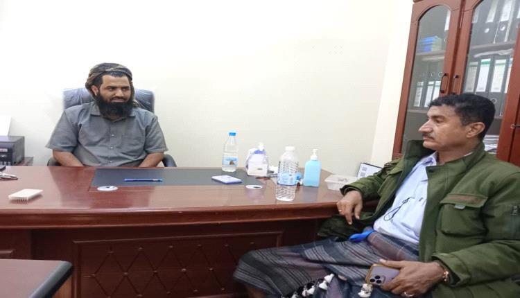 لحج.. القائد محمد علي الحوشبي يناقش مع القاضي فضل مقبل تعزيز أوجه التعاون والتنسيق المشترك بين السلطة الأمنية والقضائية