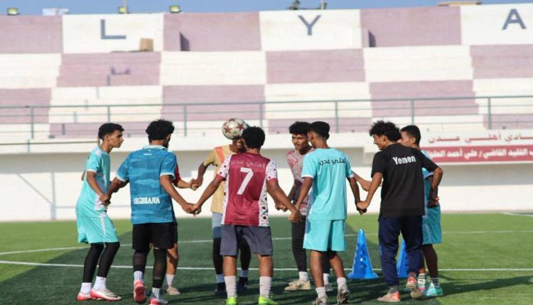 أهلي عدن يرفع وتيرة التحضيرات بحصة تدريبية حماسية