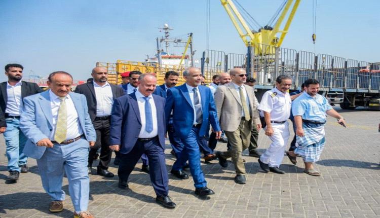 ‏عضو مجلس القيادة محمود الصبيحي يتفقد سير العمل في وزارة النقل وميناء المعلا ومطار عدن الدولي