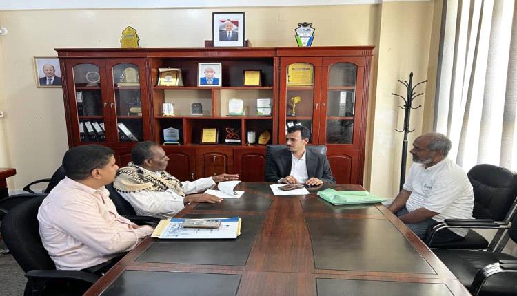 وكيل حضرموت الجيلاني يهنئ العمال بعيدهم العالمي ويؤكد: حضرموت ستنهض بسواعد أبنائها