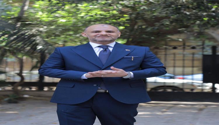 إنجاز أكاديمي يمني في القاهرة.. الدكتور الصيادي ينال الدكتوراه بمرتبة الشرف الأولى