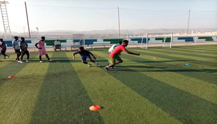 شباب سيحوت يرفع وتيرة التحضيرات لمواجهة شعب صنعاء في كأس بطل الجمهورية