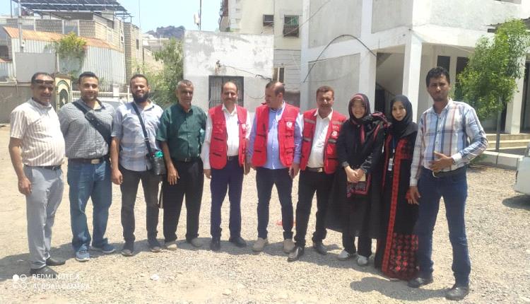 وفد اللجنة الدولية للصليب الأحمر يزور فرع جمعية الهلال الأحمر اليمني في عدن