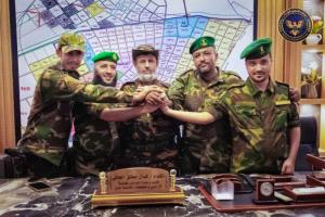 بحضور اللواء عبدالسلام الجمالي.. إجراء عملية الاستلام والتسليم بين قيادة وحدة حماية الأراضي السلف والخلف