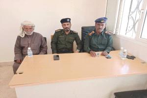 مدير أمن حات يناقش جهود تعزيز الأمن وتنظيم الأحياء والورش