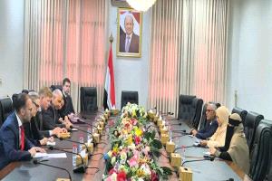 وزيرة الدولة تبحث مع المبعوث الأممي سبل تعزيز تمكين المرأة اليمنية