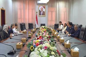 وزير حقوق الإنسان يبحث مع السفيرة الهولندية تعزيز التعاون ودعم بناء القدرات المؤسسية