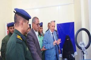 وكيل أول محافظة تعز يفتتح فرع الأحوال المدنية في مديرية المسراخ