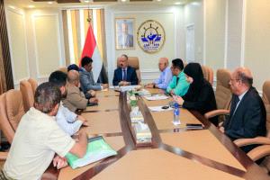 وزير النقل يناقش مع شركة صقر الحجاز حادث حافلة العرقوب ويؤكد تعزيز إجراءات السلامة