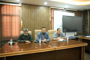 محافظ العاصمة عدن يرأس اجتماعاً لوحدة التدخل بمشكلات الأراضي ويؤكد أهمية العمل المشترك لمنع البناء العشوائي