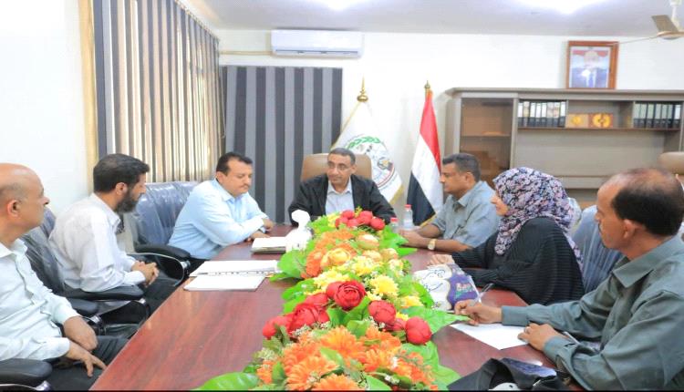 نائب وزير التعليم الفني يناقش نتائج المفاضلة للمنح الدراسية المقدمة من المملكة المغربية