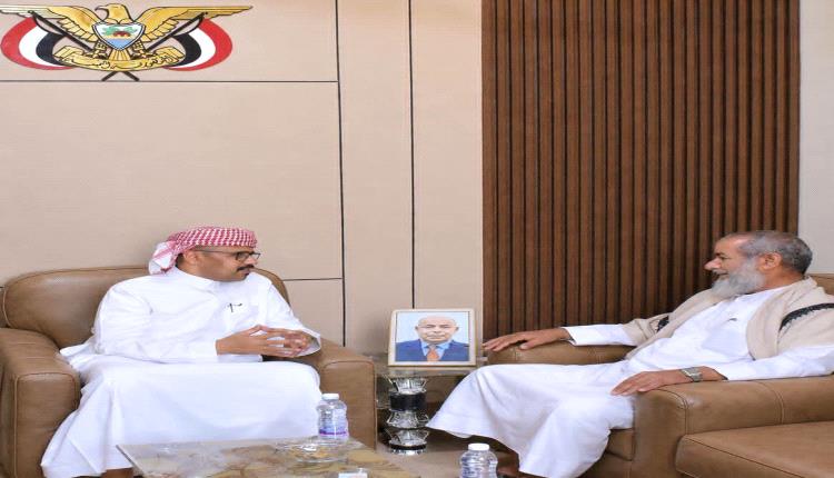 مدير عام مصلحة شؤون القبائل يبحث مع مدير عام زمخ ومنوخ تعزيز التنسيق لخدمة الشريط الصحراوي