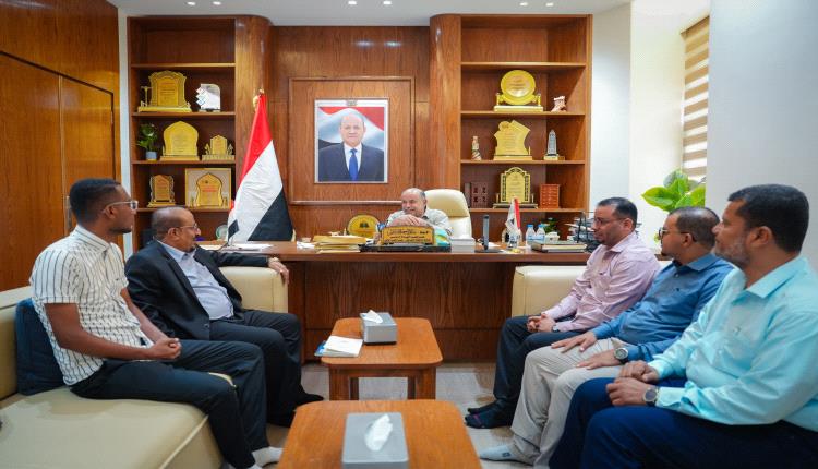 الخنبشي يؤكد أهمية منظمات المجتمع المدني في مساندة جهود السلطات المحلية ودعم القطاعات الحيوية
