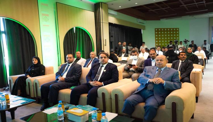 عضو مجلس القيادة الخنبشي يشهد منتدى «أثر» التنموي لمؤسسة حضرموت – تنمية بشرية احتفاءً بعقدين من الاستثمار في الإنسان