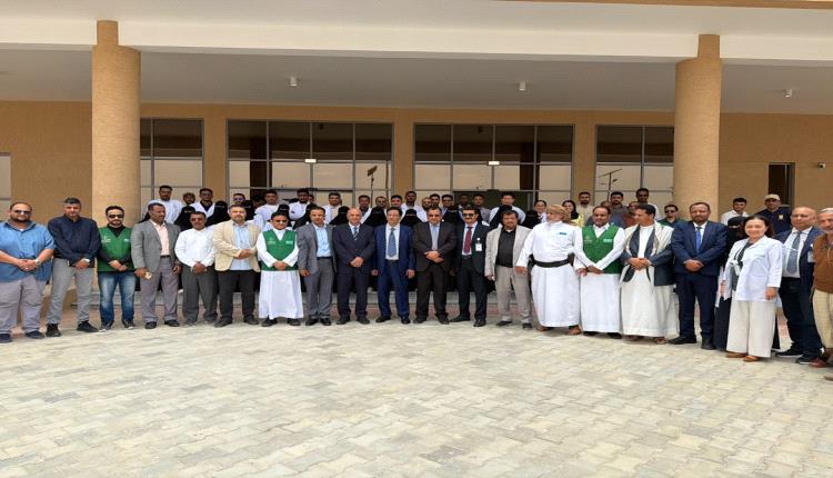 محافظ المهرة ووزيرا الزراعة والمياه يطّلعون على التجهيزات النهائية لافتتاح مدينة الملك سلمان الطبية والتعليمية بالغيضة