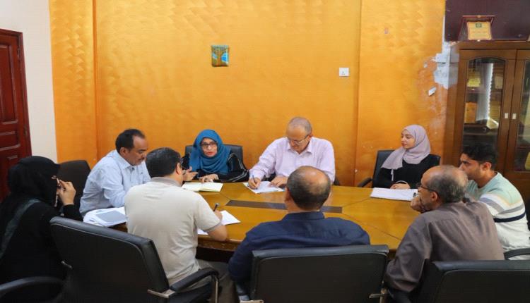 مدير عام خور مكسر يلتقي وفد وزارة الصحة لبحث تفعيل المشاركة المجتمعية وحوكمة خدمات الرعاية الصحية الأولية