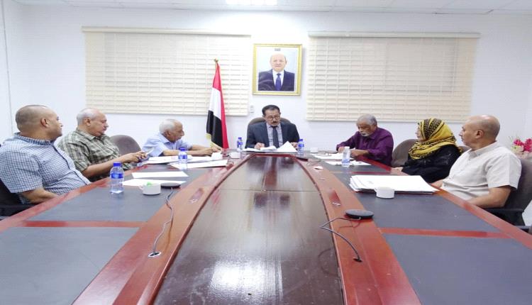 وكيل وزارة الصناعة والتجارة يترأس اجتماع لجنة إجازة المحاسبين القانونيين لمراجعة ملفات المتقدمين واستكمال ترتيبات الامتحانات